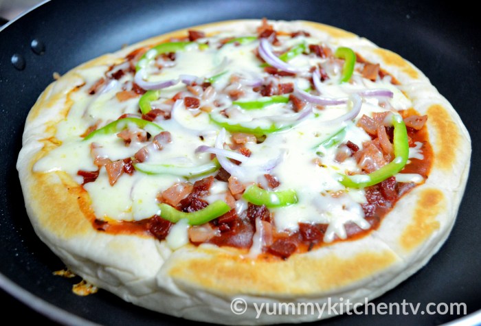 Cara membuat pizza teflon