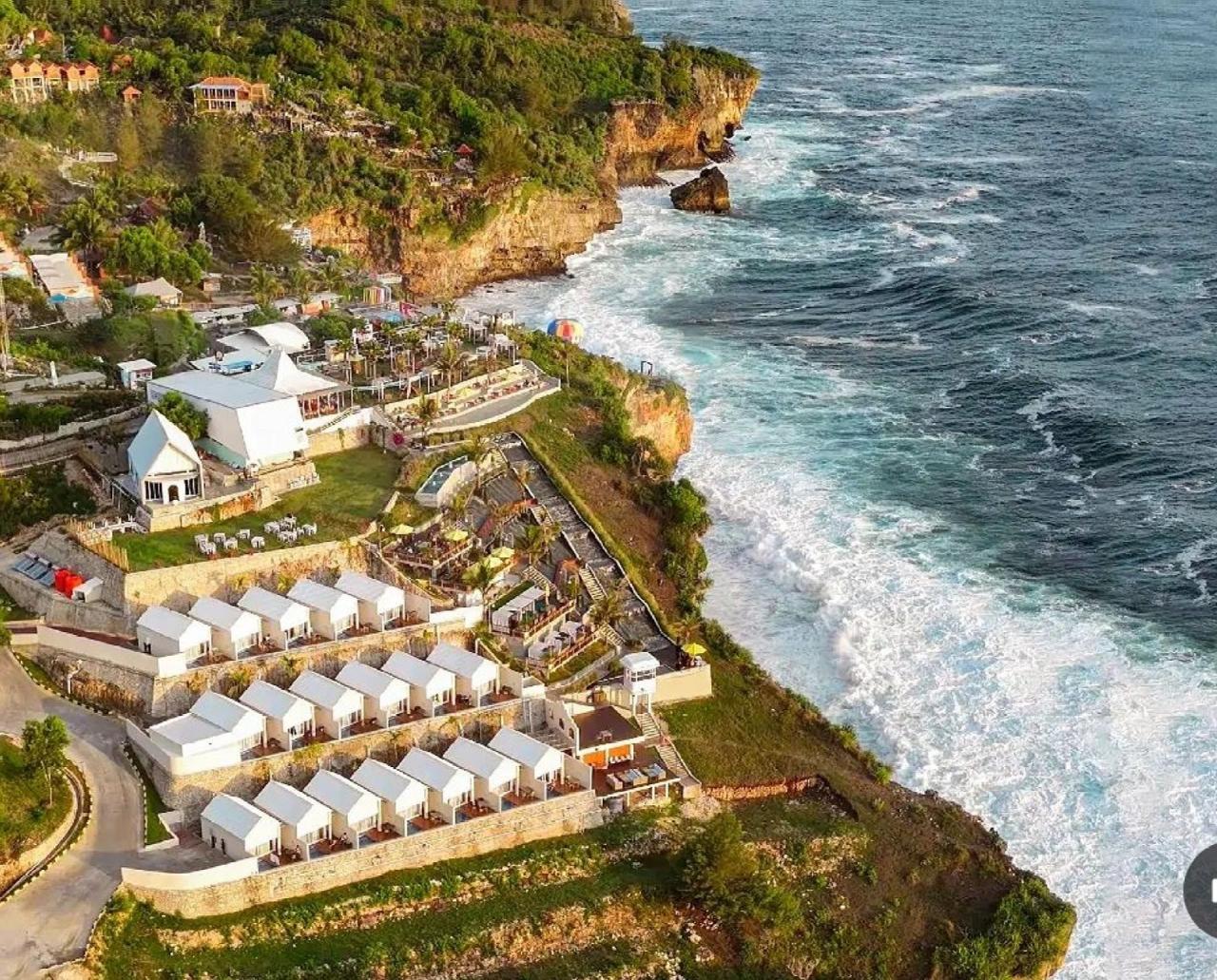 HeHa Ocean tempat wisata Gunungkidul dengan view alam cantik dan menenangkan hati, pas untuk healing bersama keluarga 